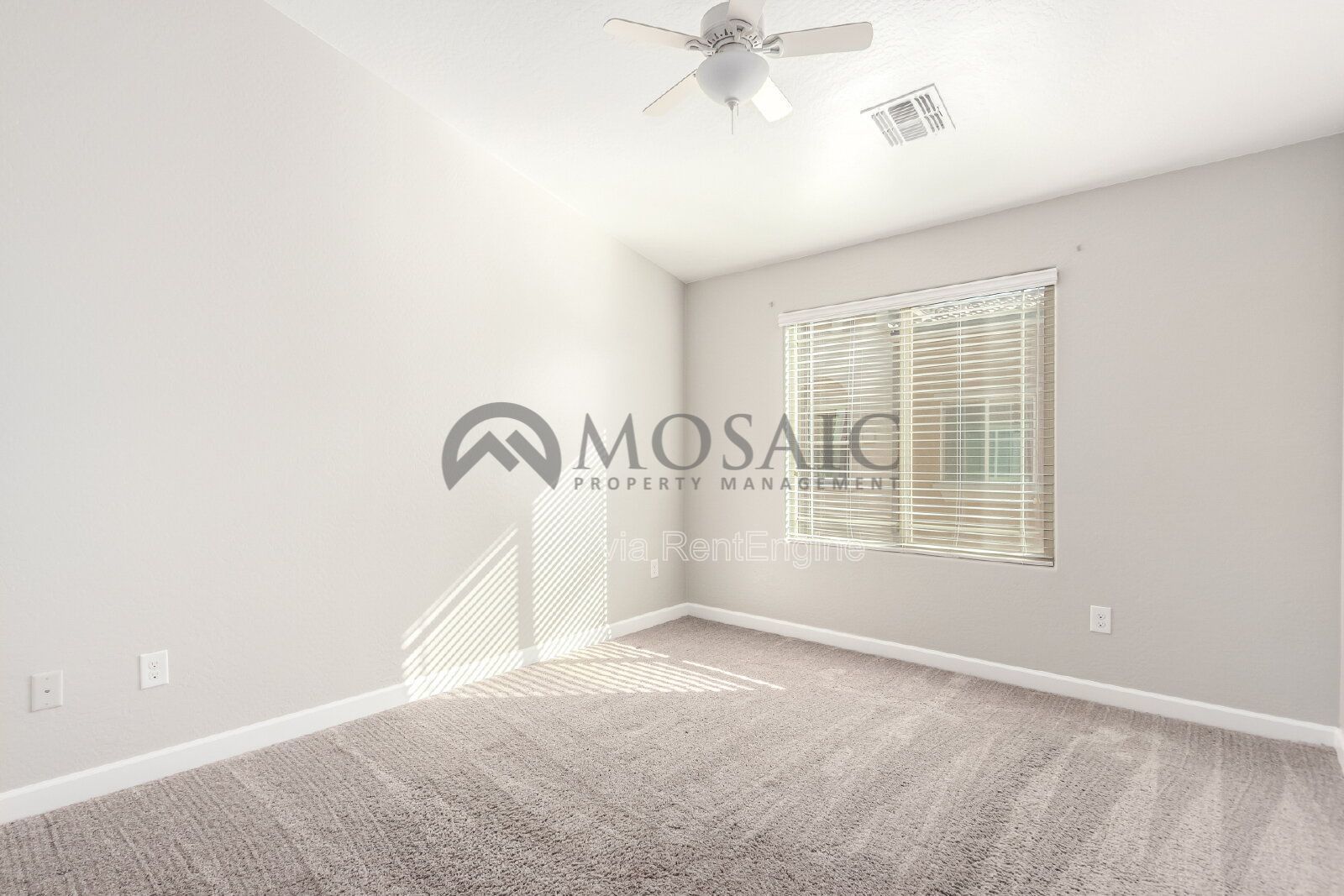 Modern 2-Bedroom Townhouse in Gilbert property image