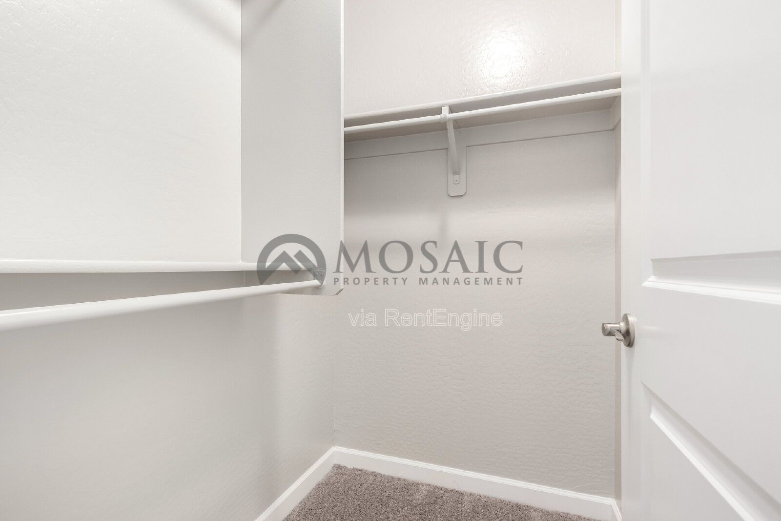 Modern 2-Bedroom Townhouse in Gilbert property image