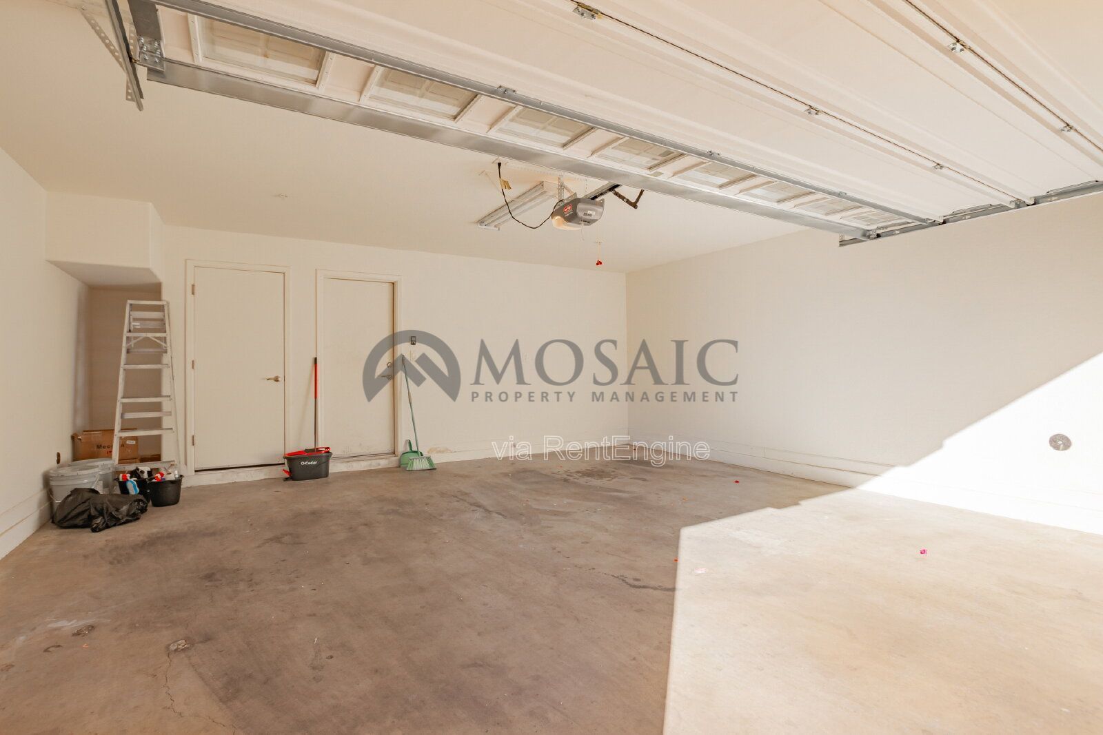 Modern 2-Bedroom Townhouse in Gilbert property image