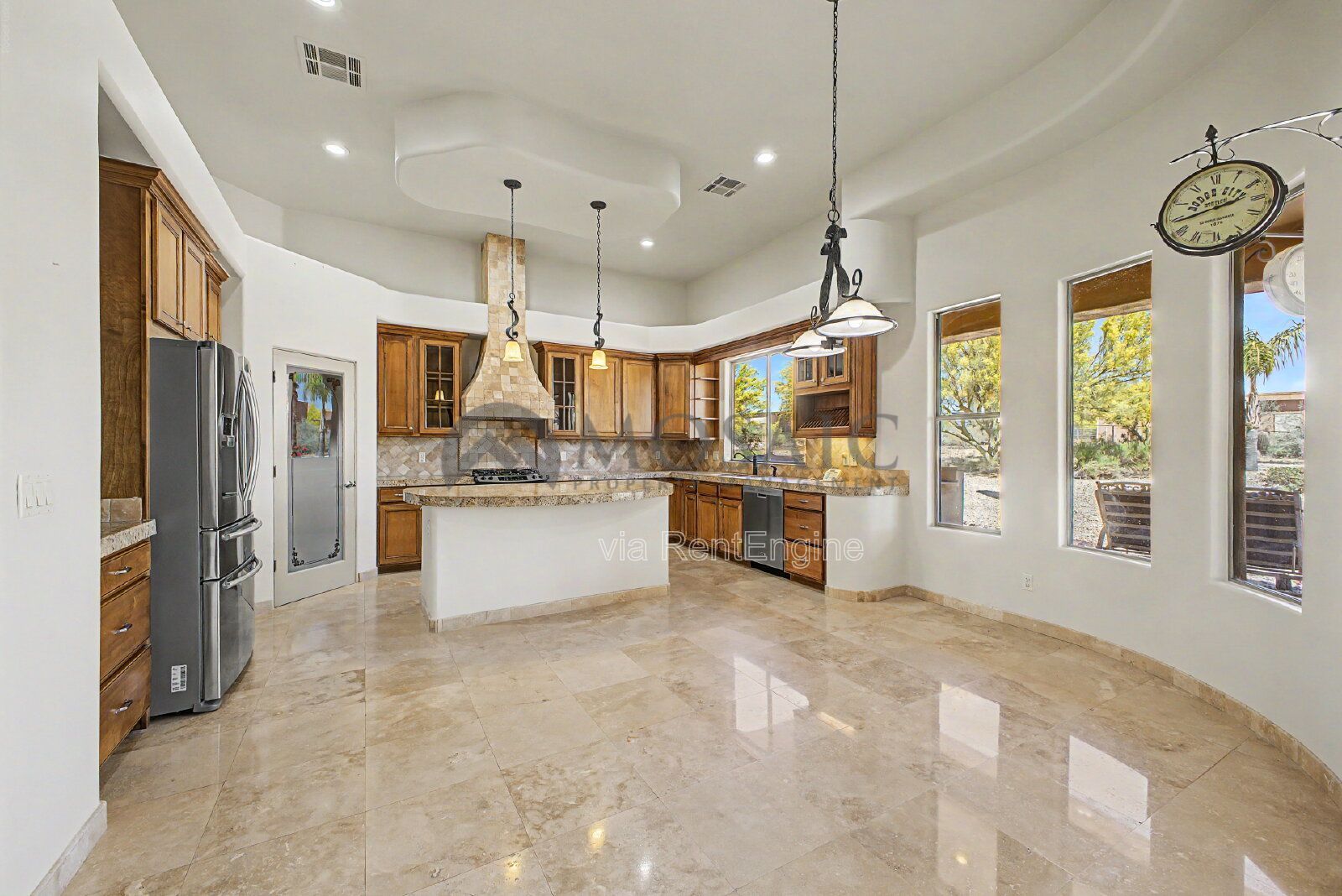 Beautiful 1.3 Acre Desert Oasis! property image