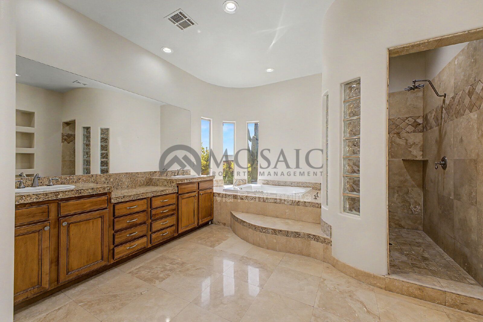 Beautiful 1.3 Acre Desert Oasis! property image