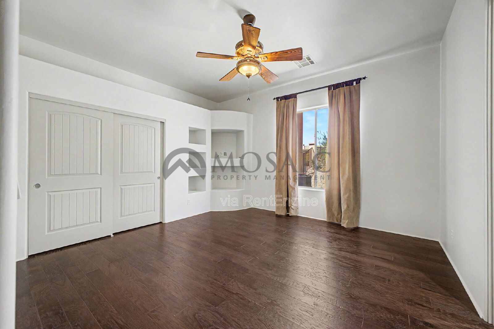 Beautiful 1.3 Acre Desert Oasis! property image