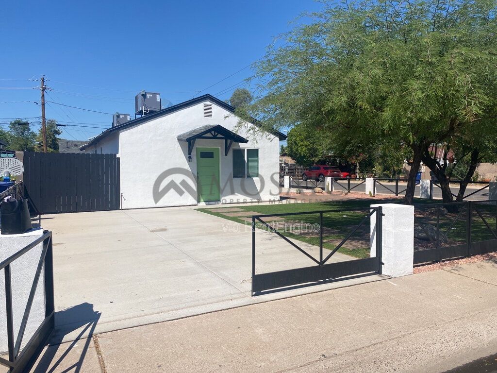 Stylish 1b/1b in Downtown Chandler! property image