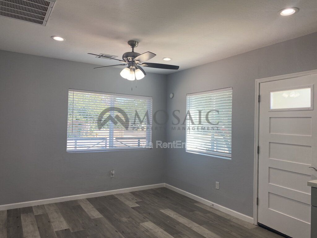 Stylish 1b/1b in Downtown Chandler! property image