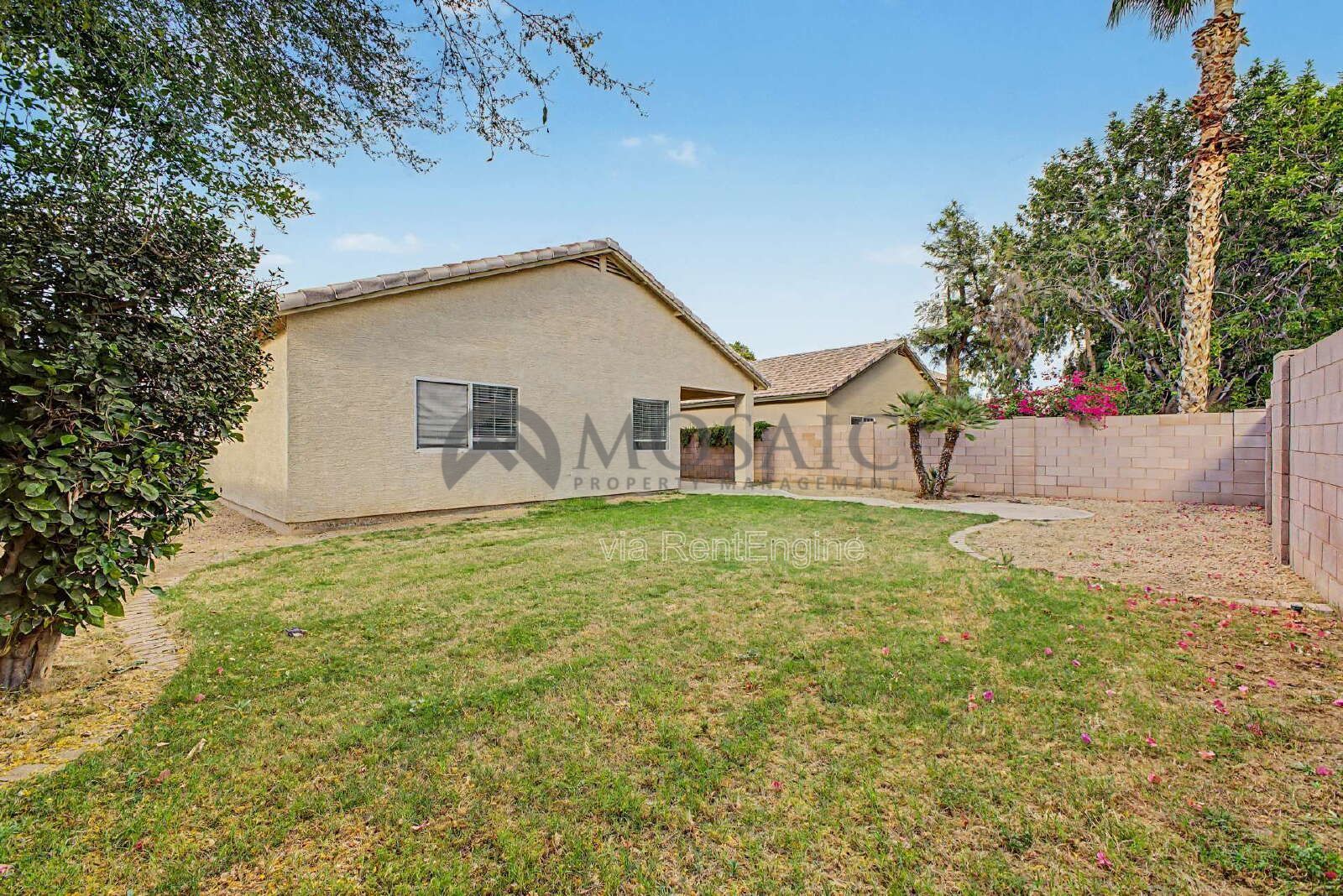 Welcome to your Gorgeous 3 bed/ 2bath home in the HIGHLY DESIRABLE Corona Del Mar!!! property image
