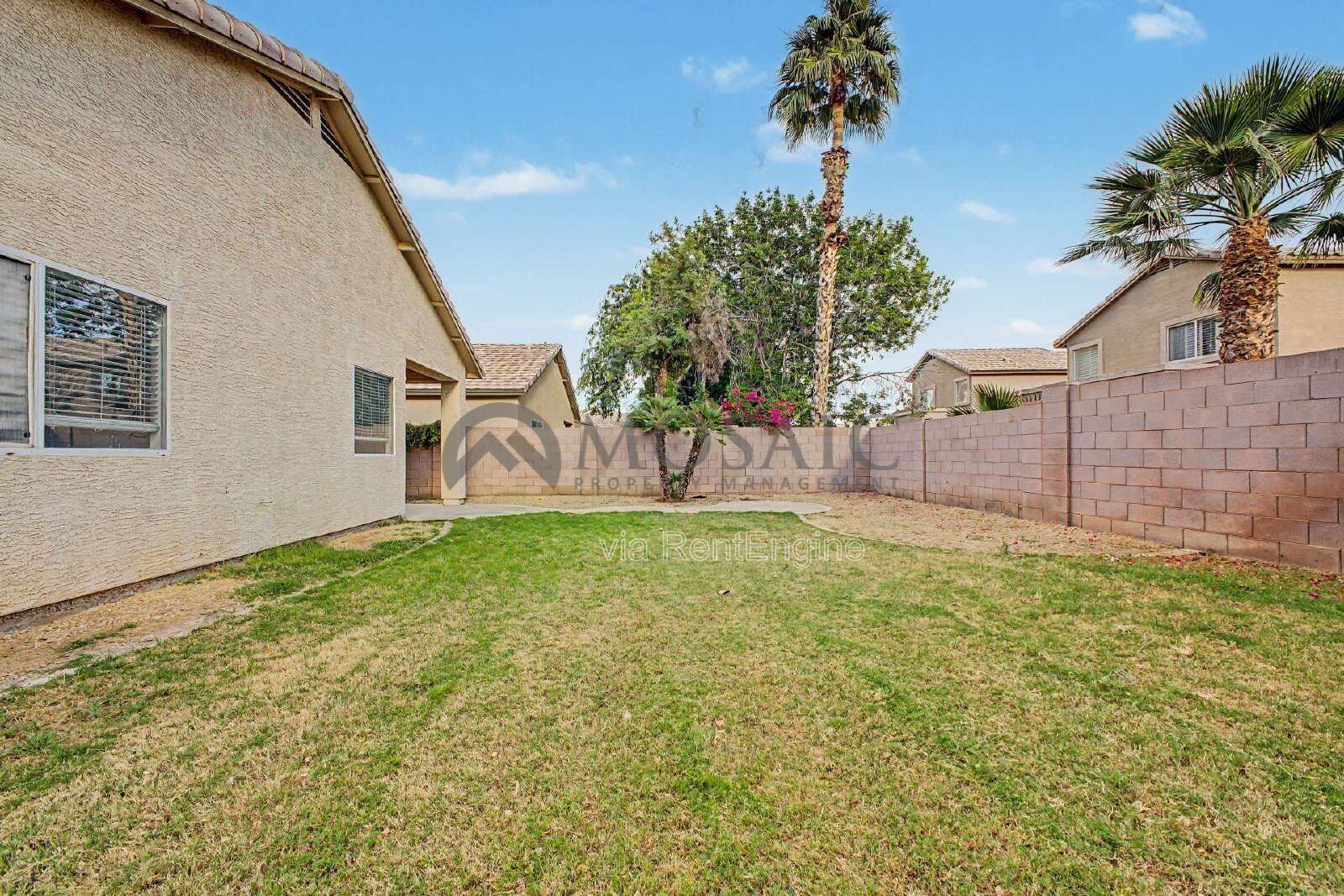 Welcome to your Gorgeous 3 bed/ 2bath home in the HIGHLY DESIRABLE Corona Del Mar!!! property image