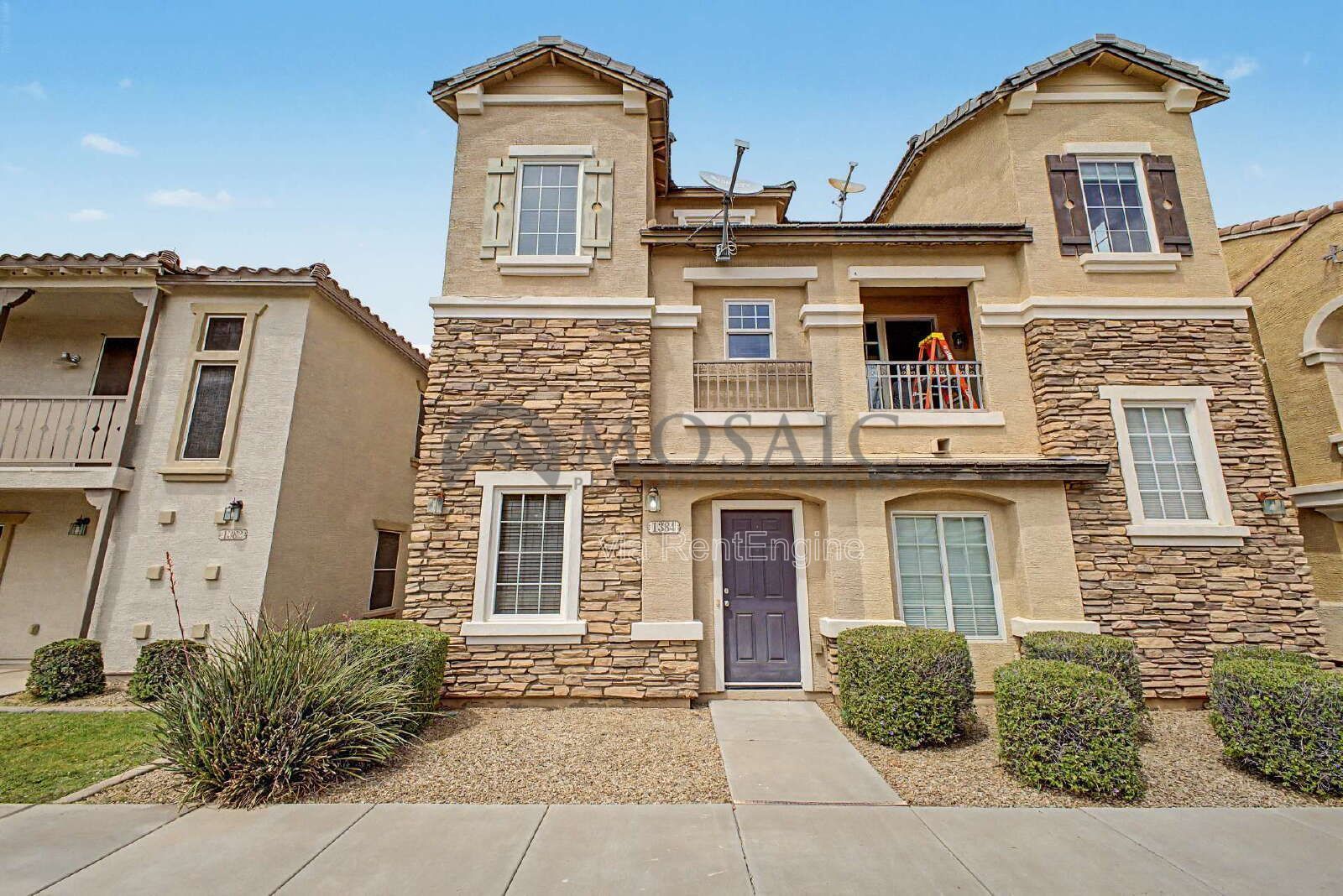 Amazing 3 bed, 2 bath home in Gilbert! property image