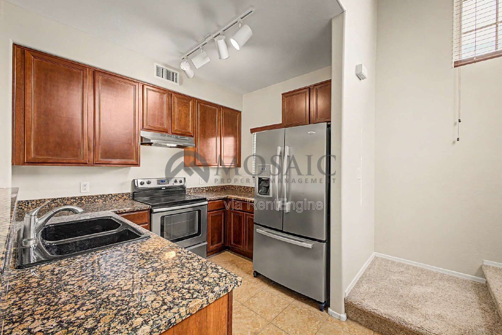 Amazing 3 bed, 2 bath home in Gilbert! property image