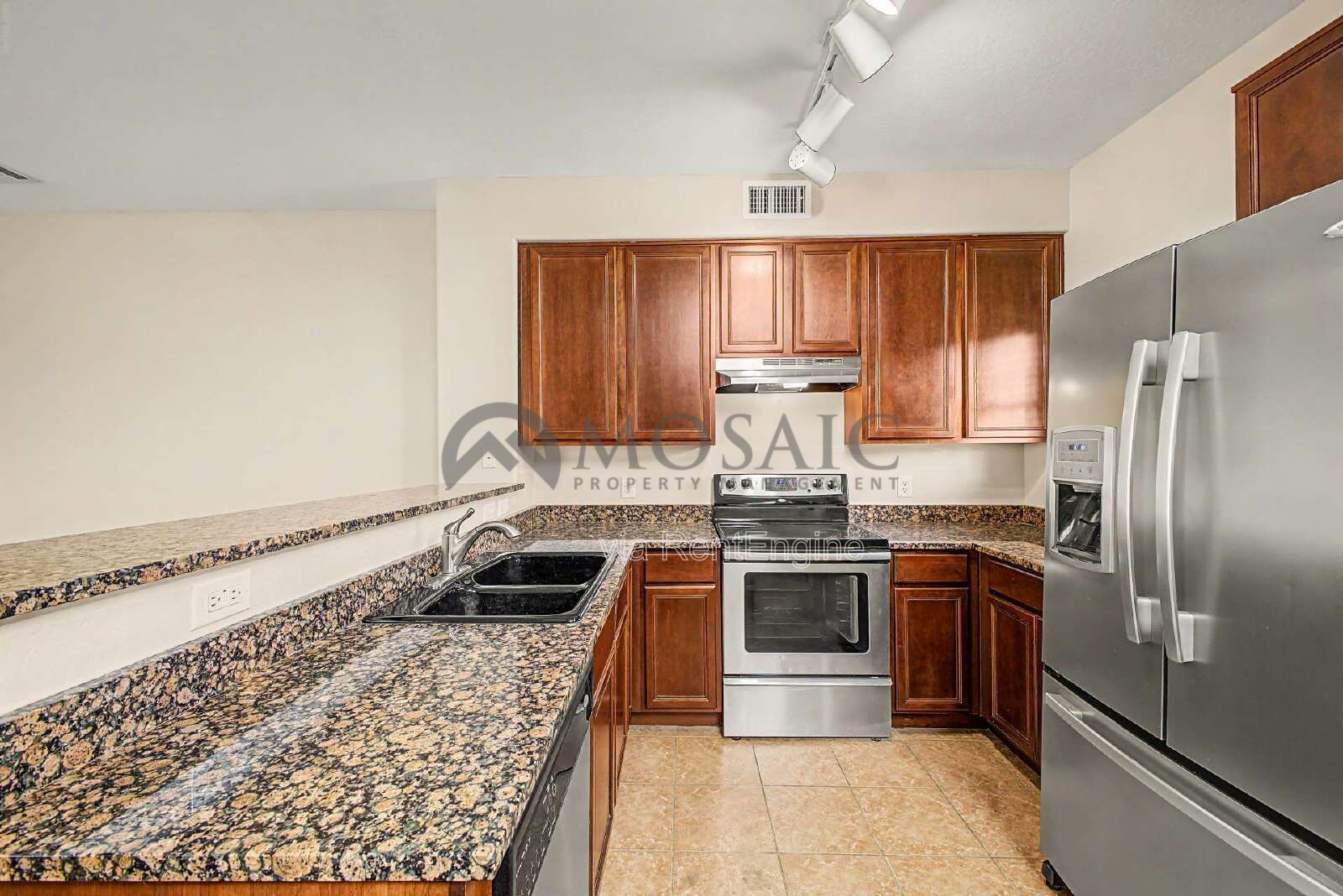 Amazing 3 bed, 2 bath home in Gilbert! property image
