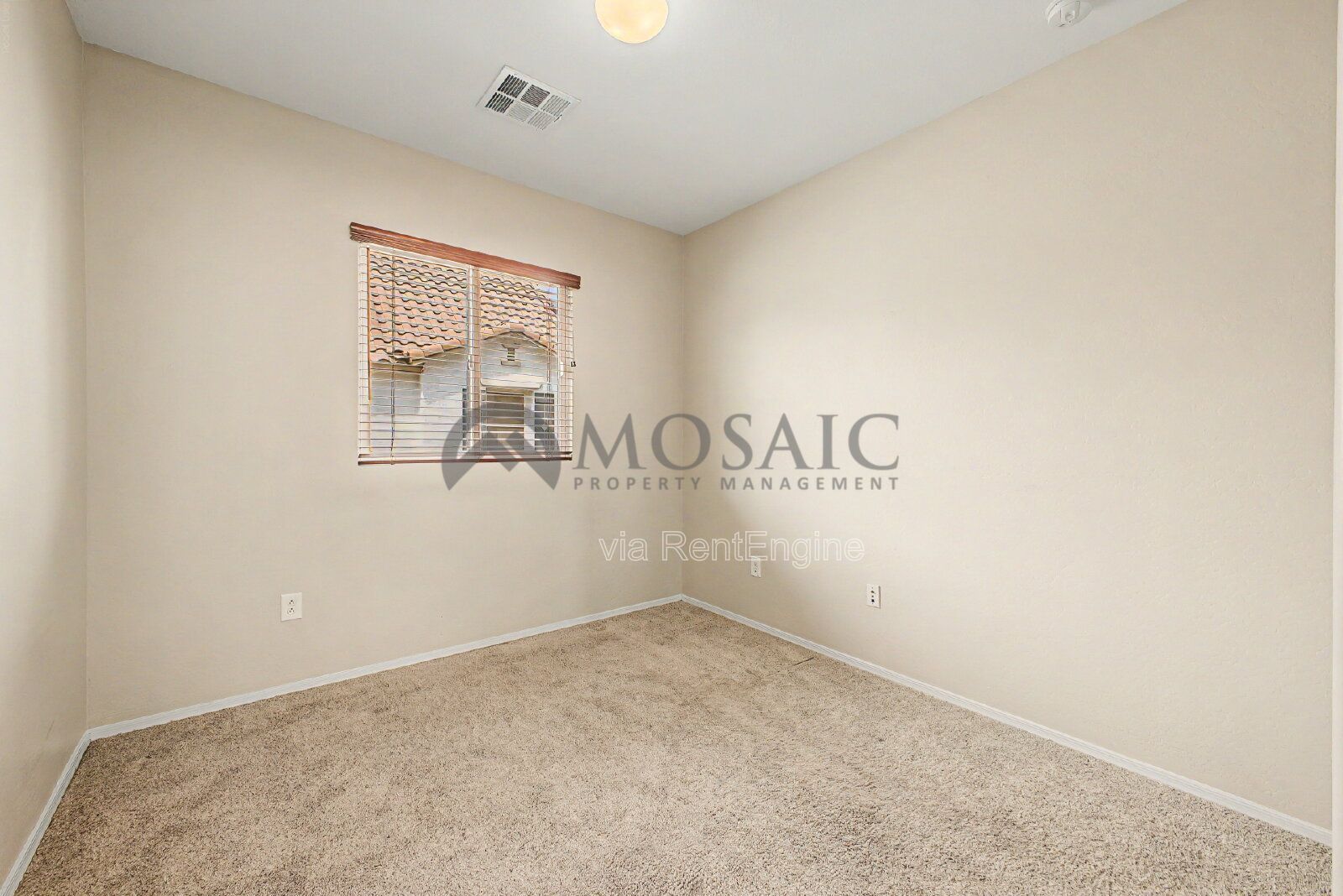 Amazing 3 bed, 2 bath home in Gilbert! property image