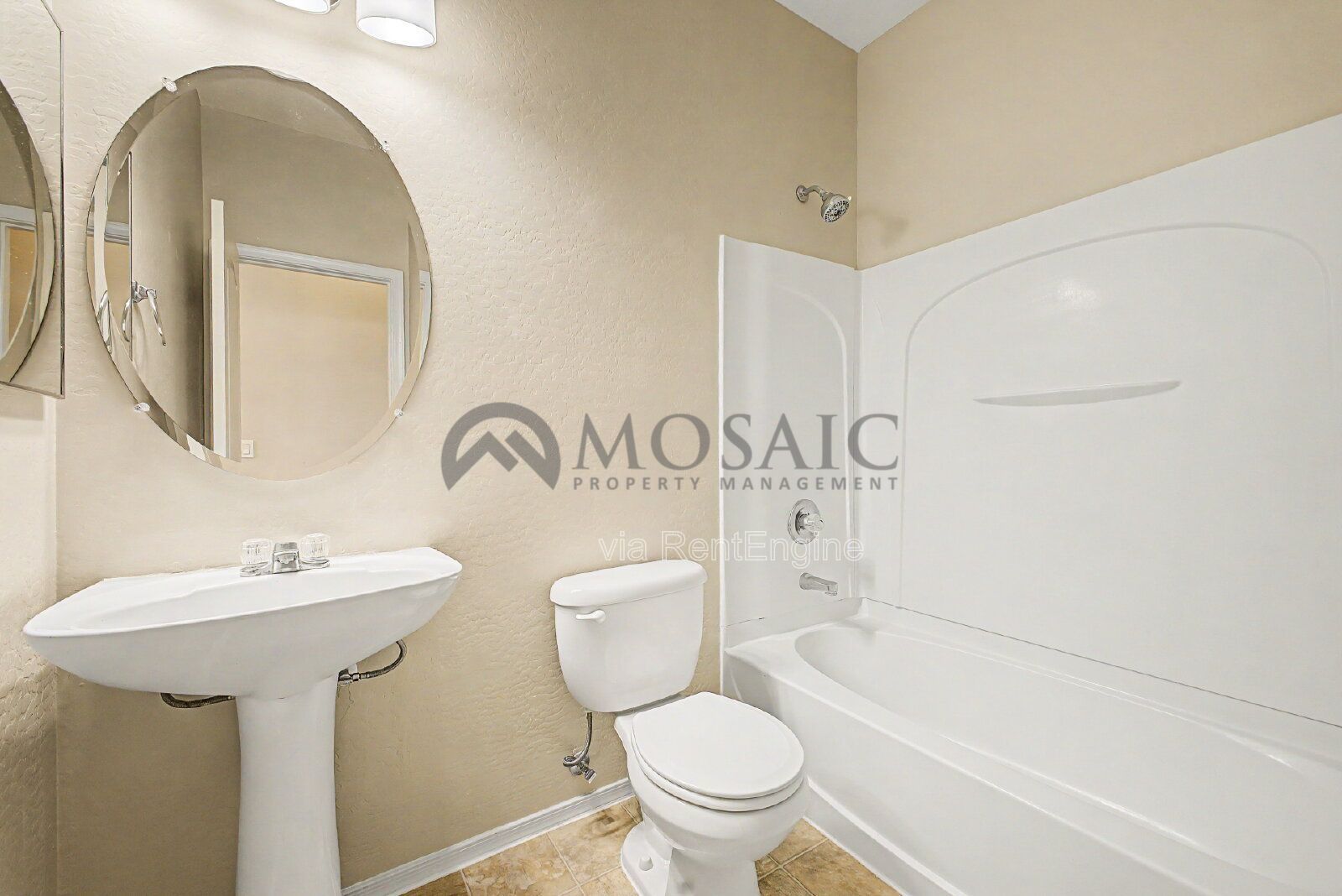 Amazing 3 bed, 2 bath home in Gilbert! property image