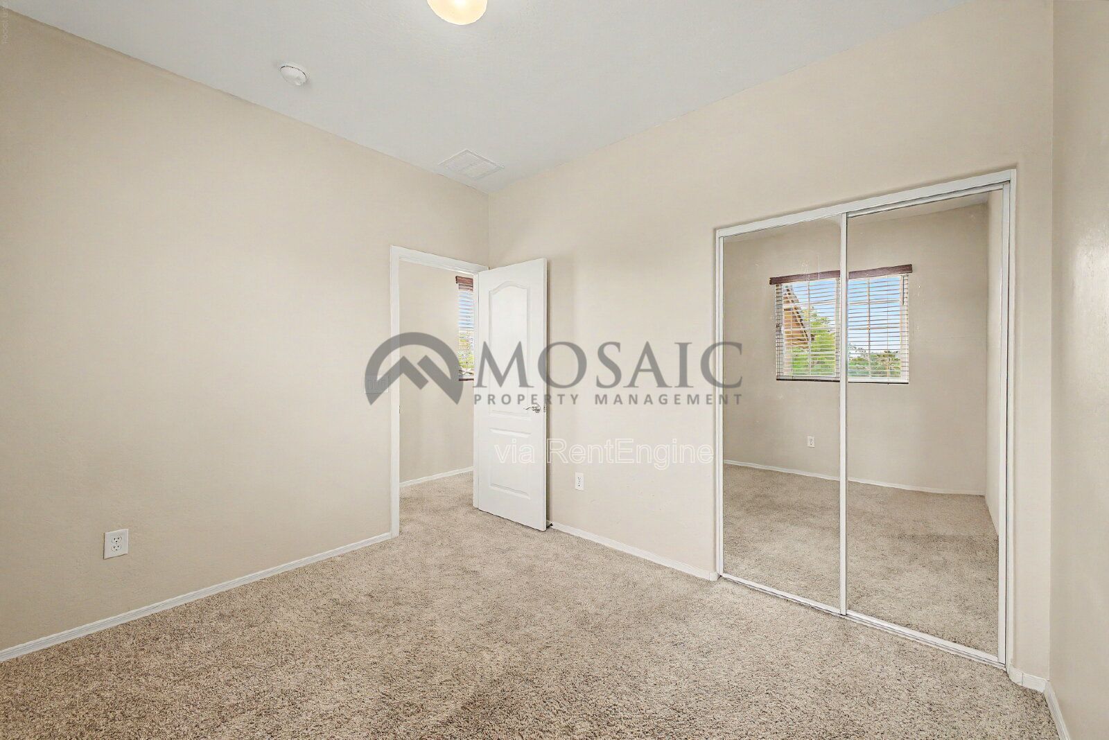 Amazing 3 bed, 2 bath home in Gilbert! property image