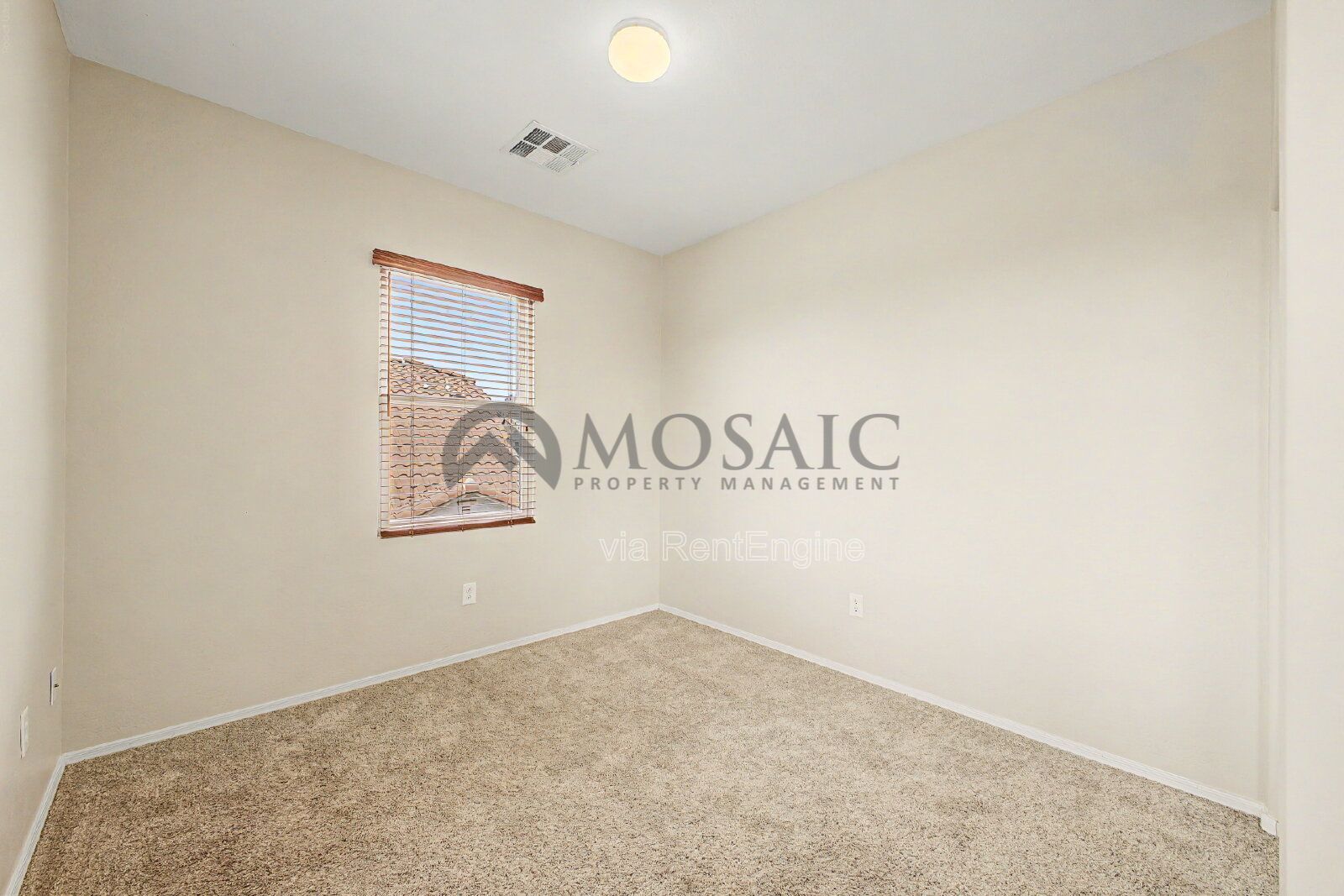 Amazing 3 bed, 2 bath home in Gilbert! property image