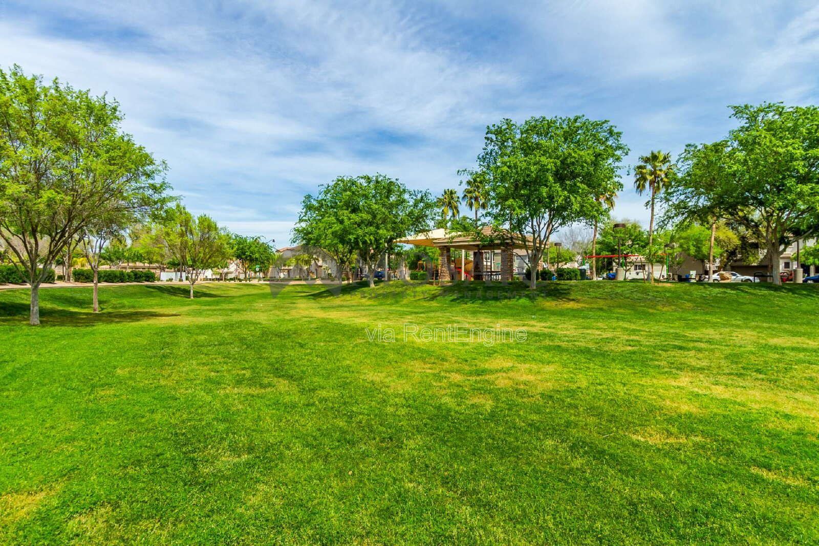 Amazing 3 bed, 2 bath home in Gilbert! property image