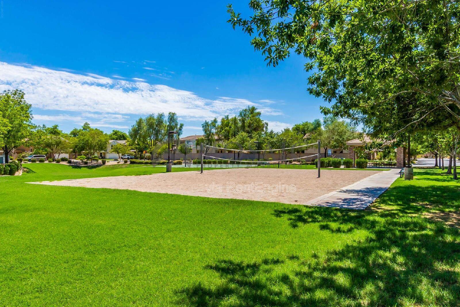 Amazing 3 bed, 2 bath home in Gilbert! property image