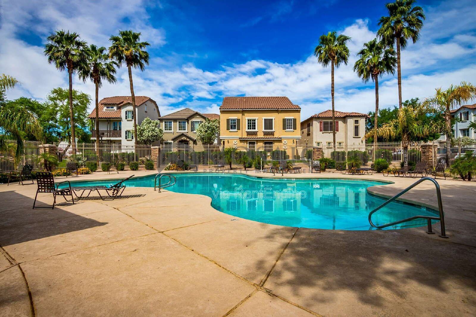 Amazing 3 bed, 2 bath home in Gilbert! property image