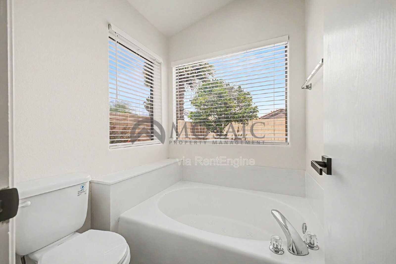 Welcome to your next home in one of Gilbert's most desirable neighborhoods. property image