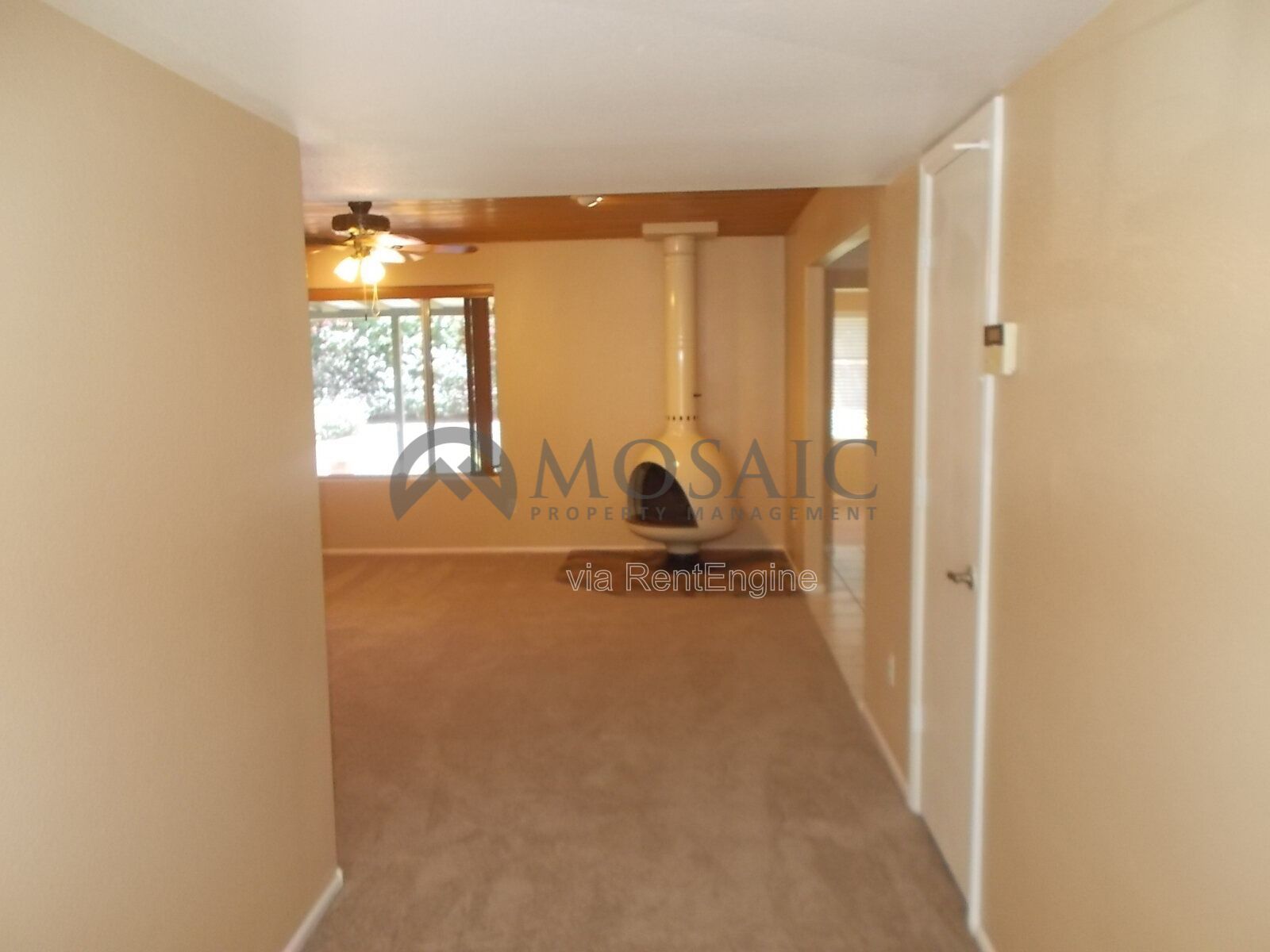 Move in ready home located in Ahwatukee. property image
