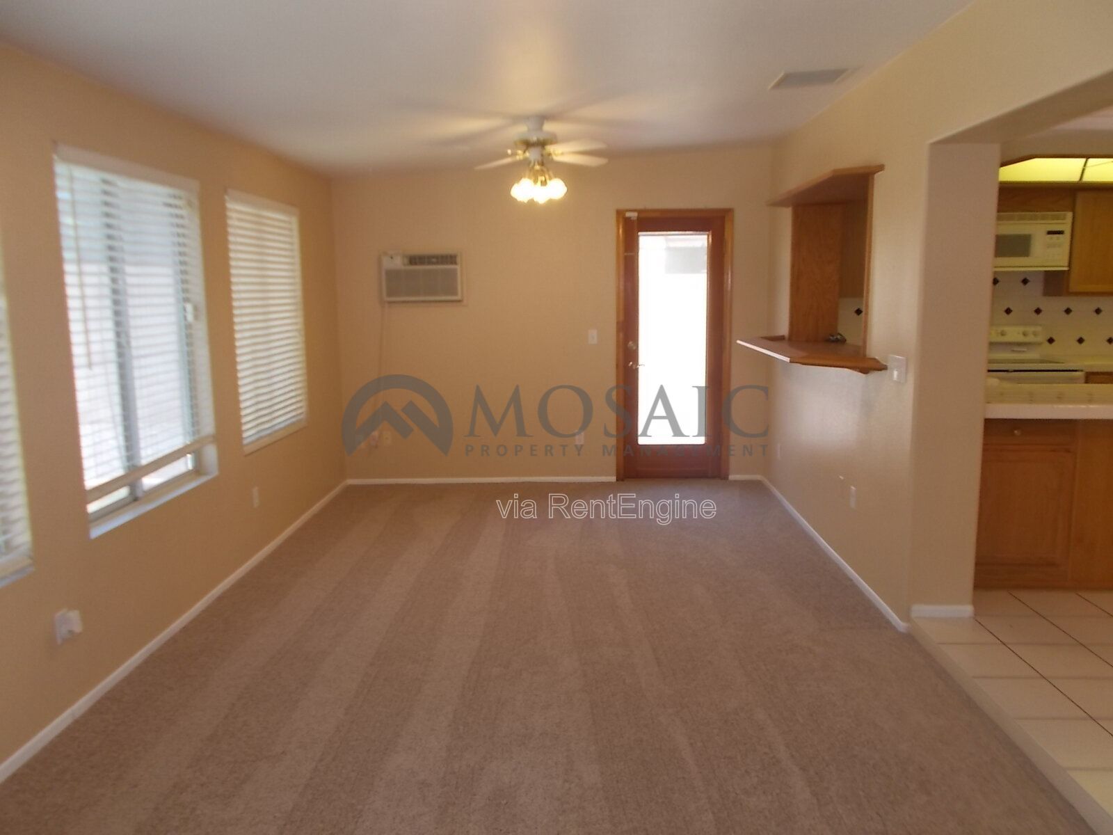 Move in ready home located in Ahwatukee. property image