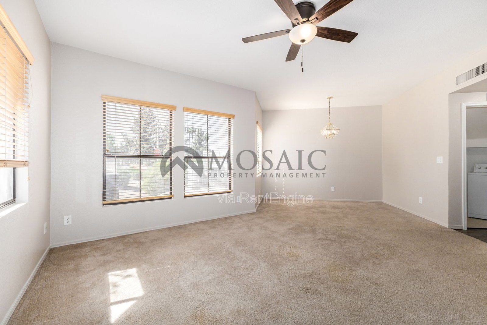 Perfect 2 bed 2 bath Condo! Brand New Flooring! property image