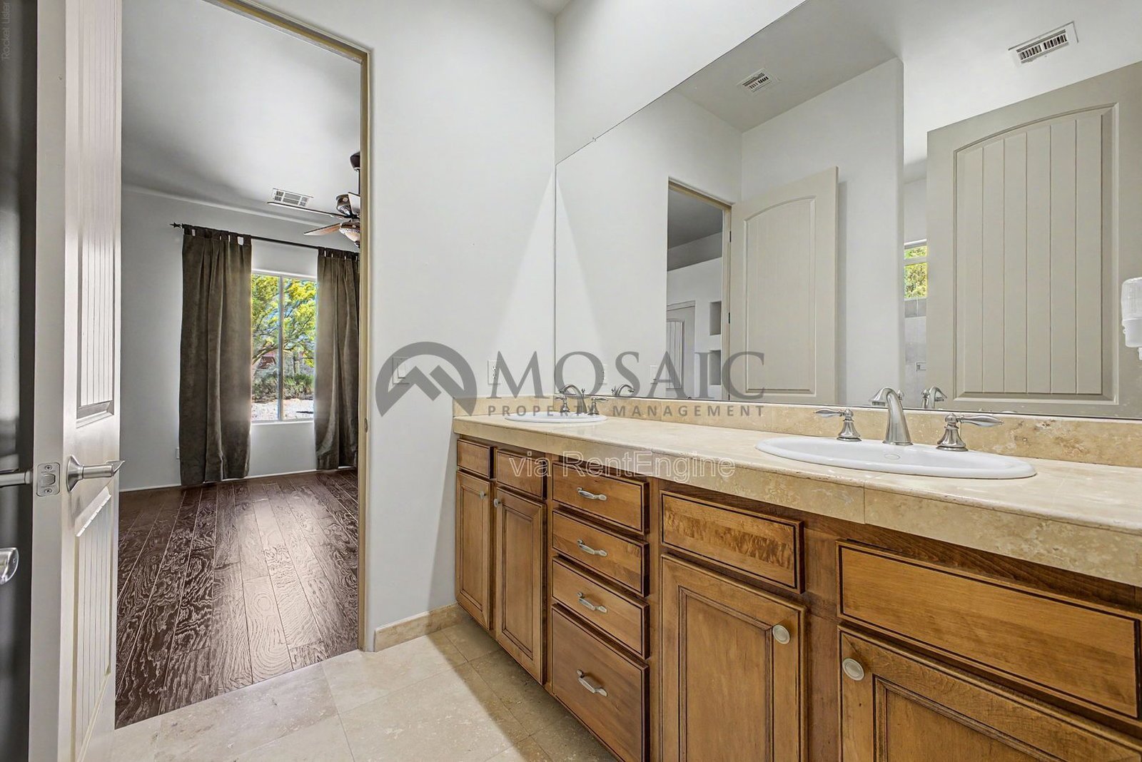 Beautiful 1.3 Acre Desert Oasis! property image