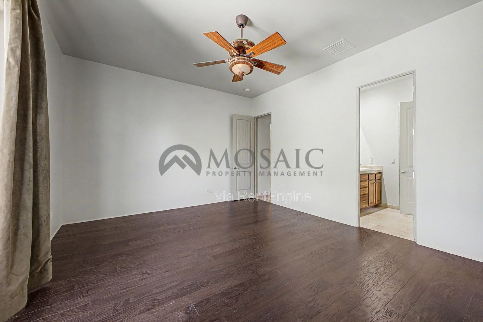 Beautiful 1.3 Acre Desert Oasis! property image