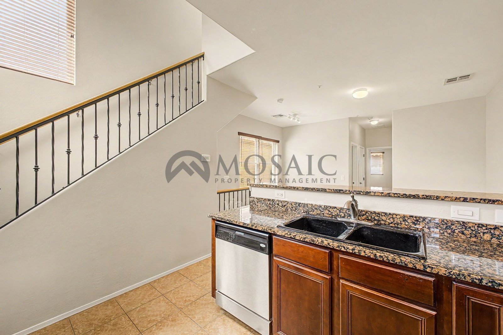 Amazing 3 bed, 2 bath home in Gilbert property image