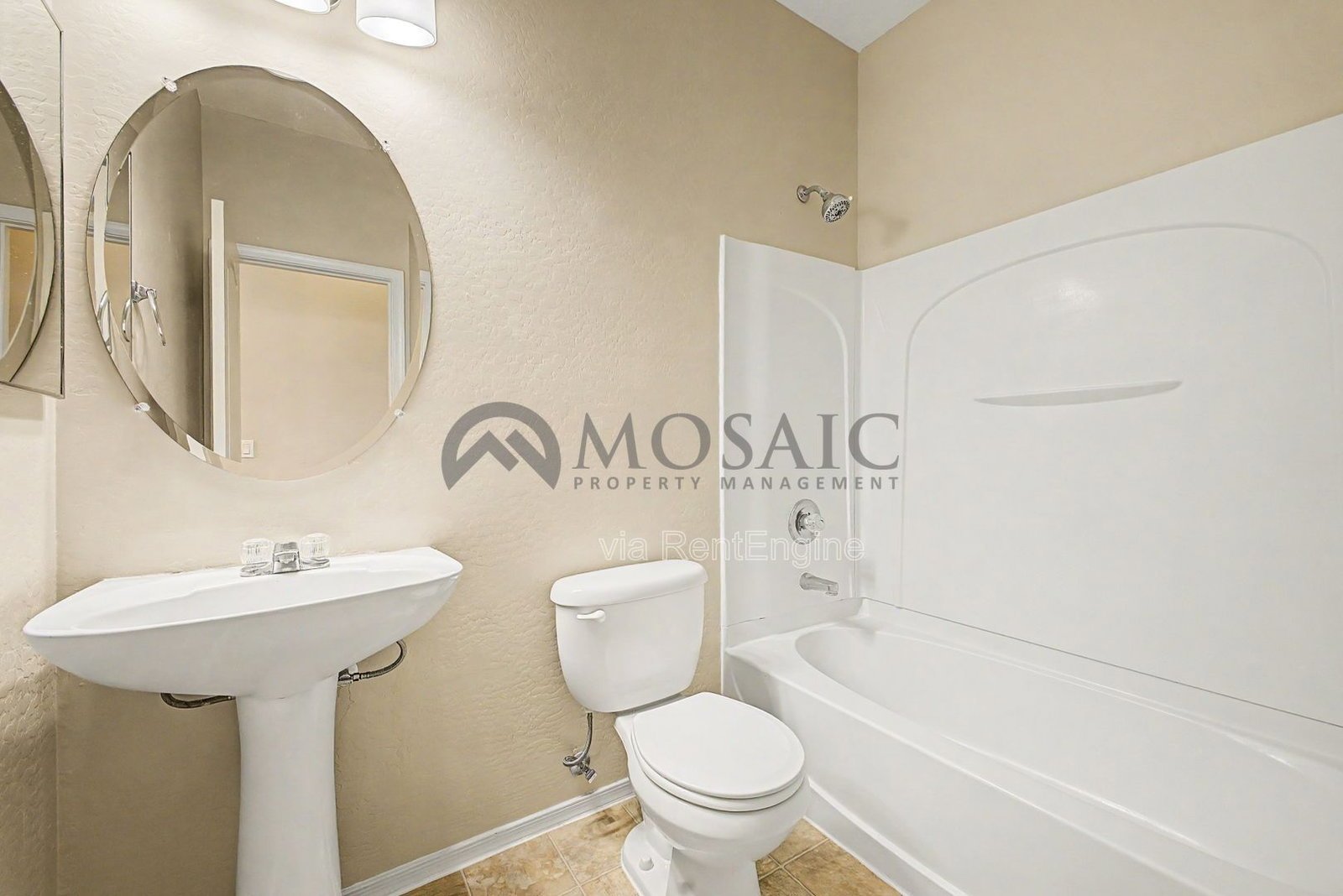Amazing 3 bed, 2 bath home in Gilbert property image