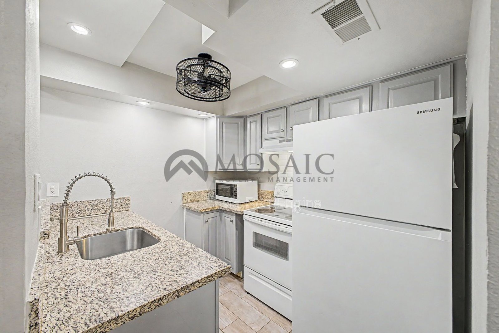 Charming 2-Bed, 2-Bath Condo Retreat in Mesa – Cozy Living Awaits! property image
