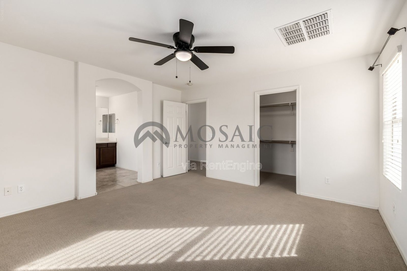 Spacious 4-Bedroom Home with 3 Full Baths in Prime Gilbert Location! property image
