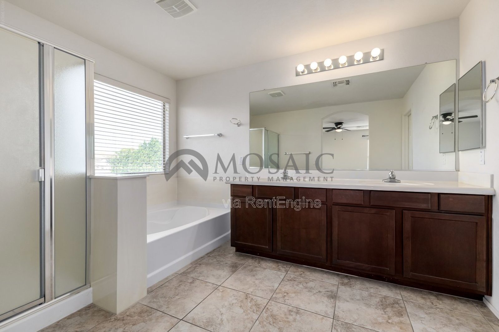 Spacious 4-Bedroom Home with 3 Full Baths in Prime Gilbert Location! property image