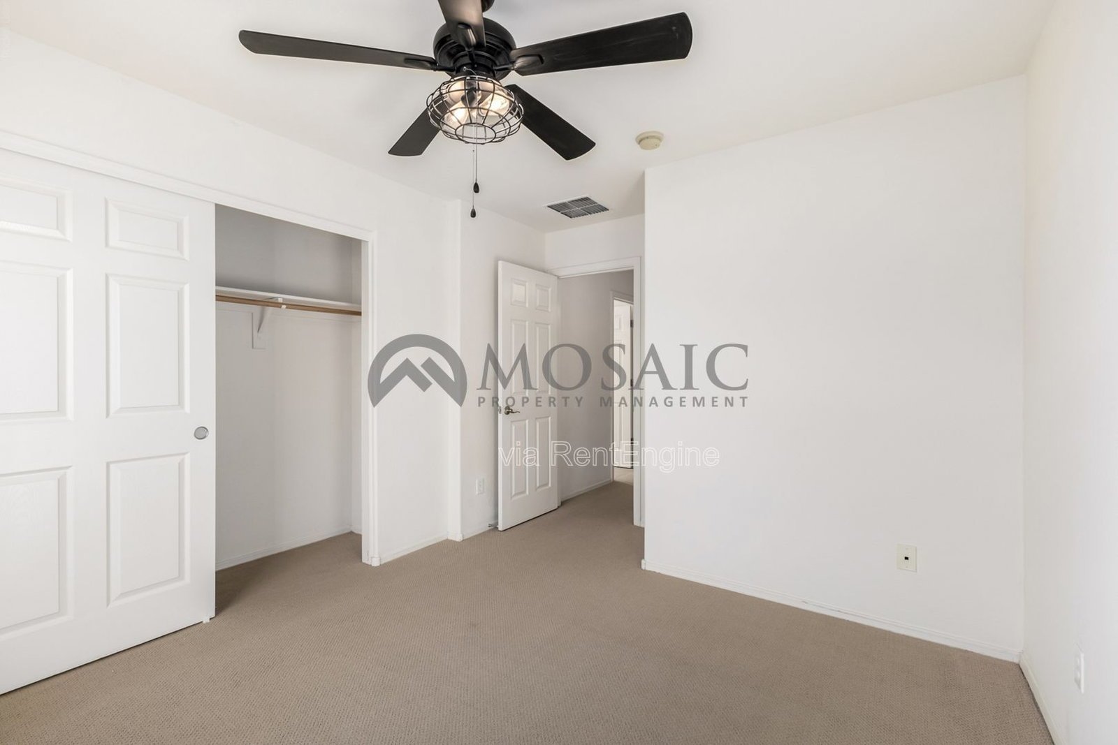 Spacious 4-Bedroom Home with 3 Full Baths in Prime Gilbert Location! property image