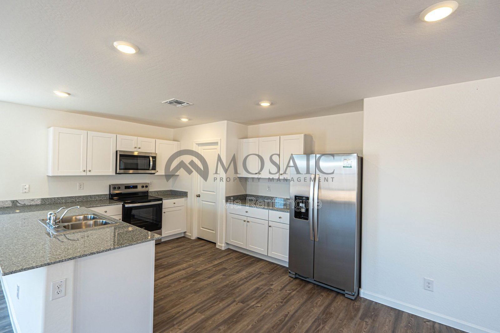 BRAND NEW! 4 bed/2 bath in Casa Grande property image