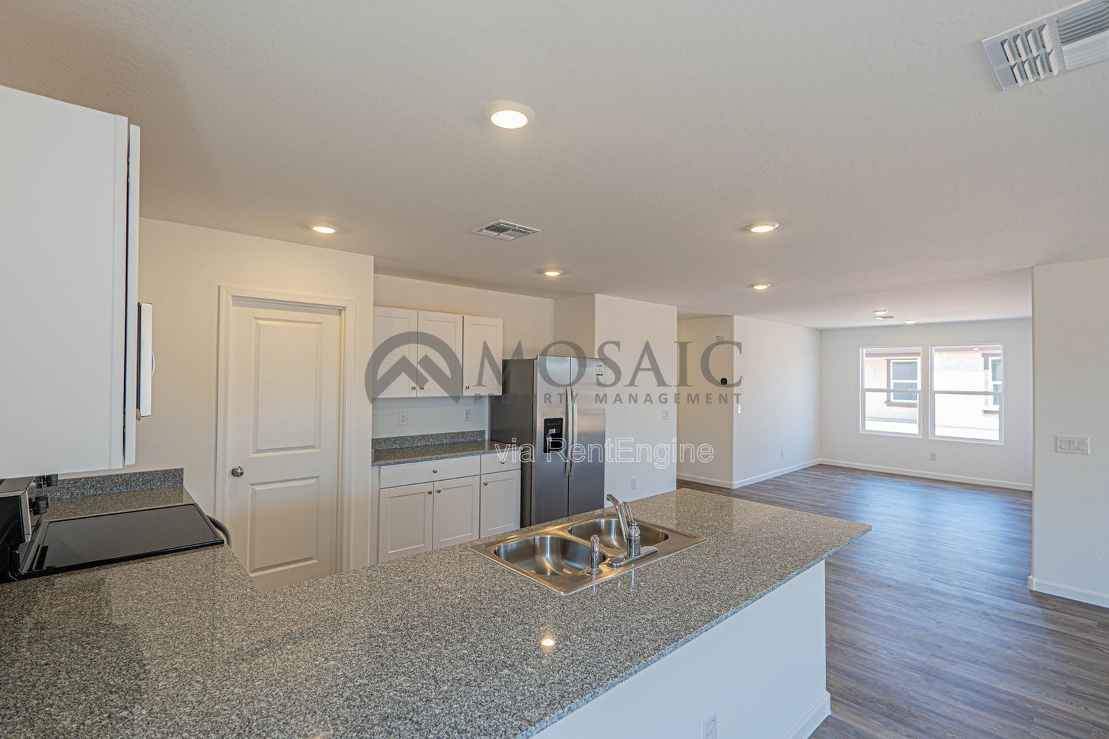 BRAND NEW! 4 bed/2 bath in Casa Grande property image