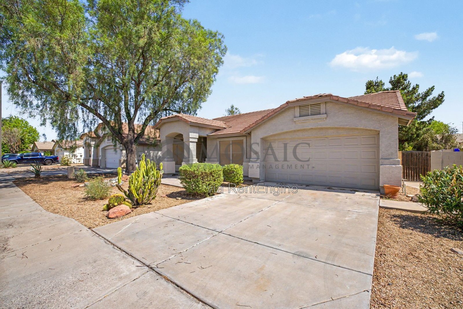 Newly upgraded Finley Farms 3 bed/2 bath With HUGE BACKYARD! property image