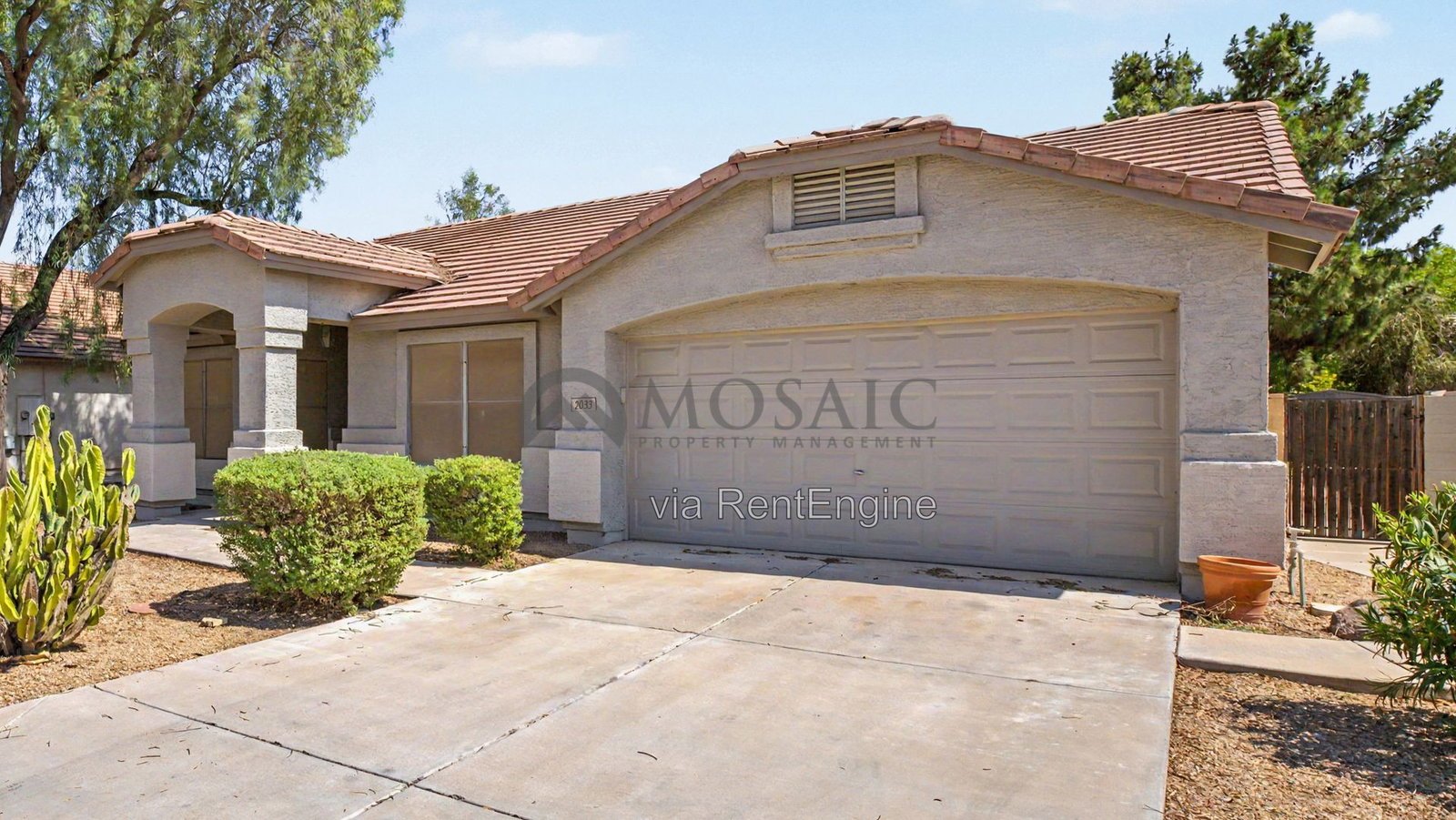 Newly upgraded Finley Farms 3 bed/2 bath With HUGE BACKYARD! property image
