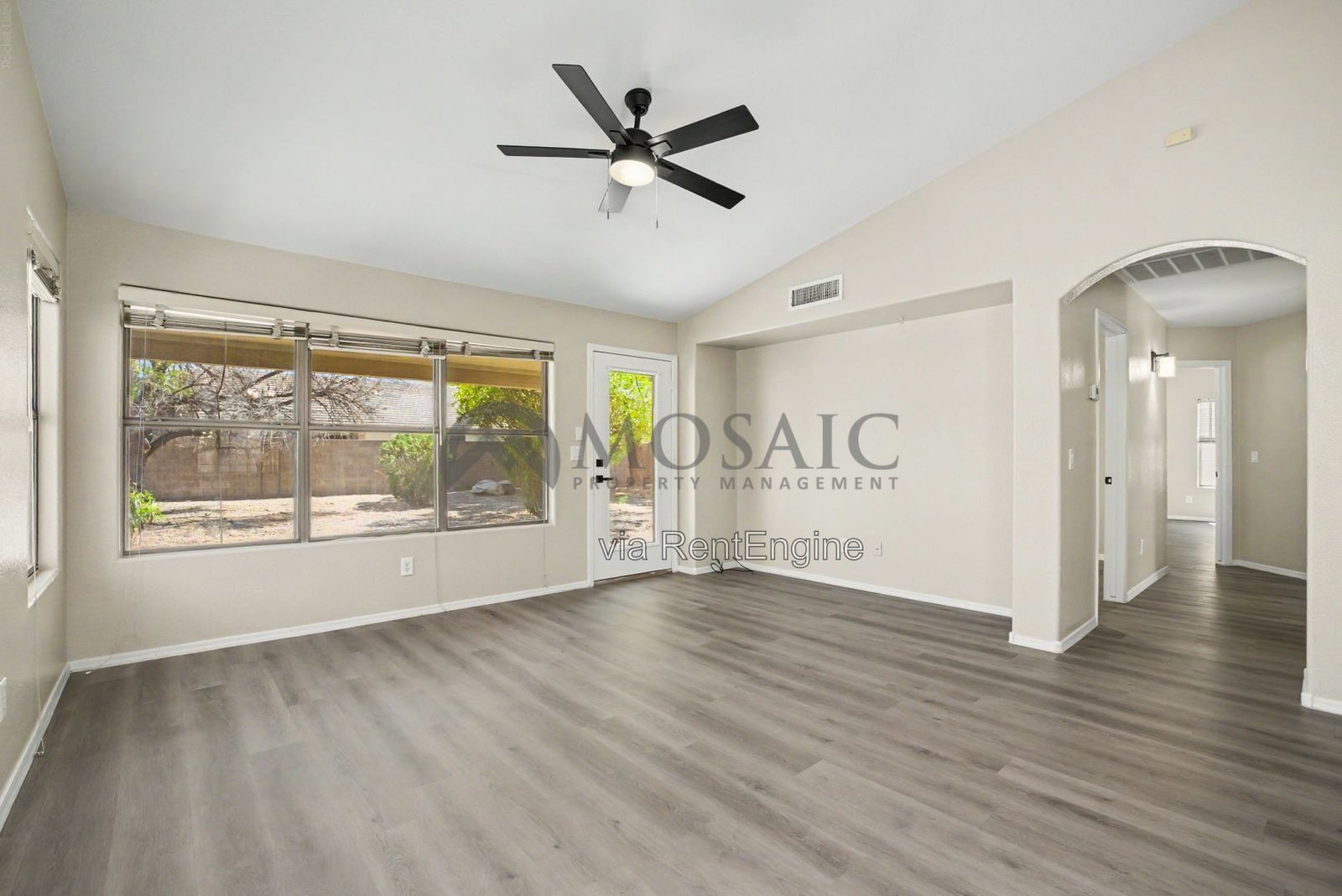 Newly upgraded Finley Farms 3 bed/2 bath With HUGE BACKYARD! property image