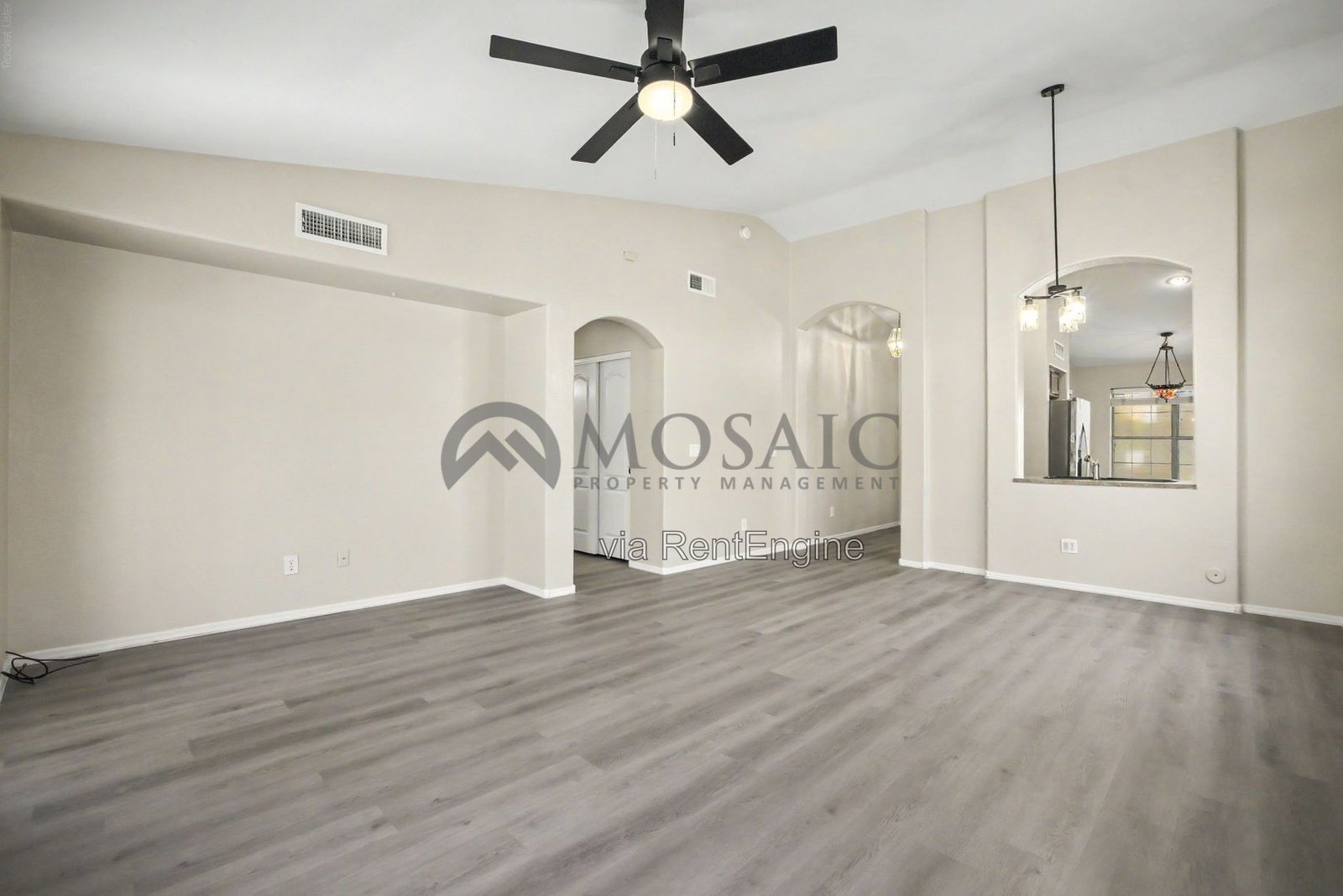 Newly upgraded Finley Farms 3 bed/2 bath With HUGE BACKYARD! property image