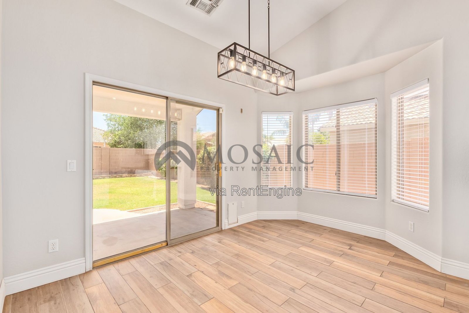 Charming Gilbert Home 3 bed/2 bath property image
