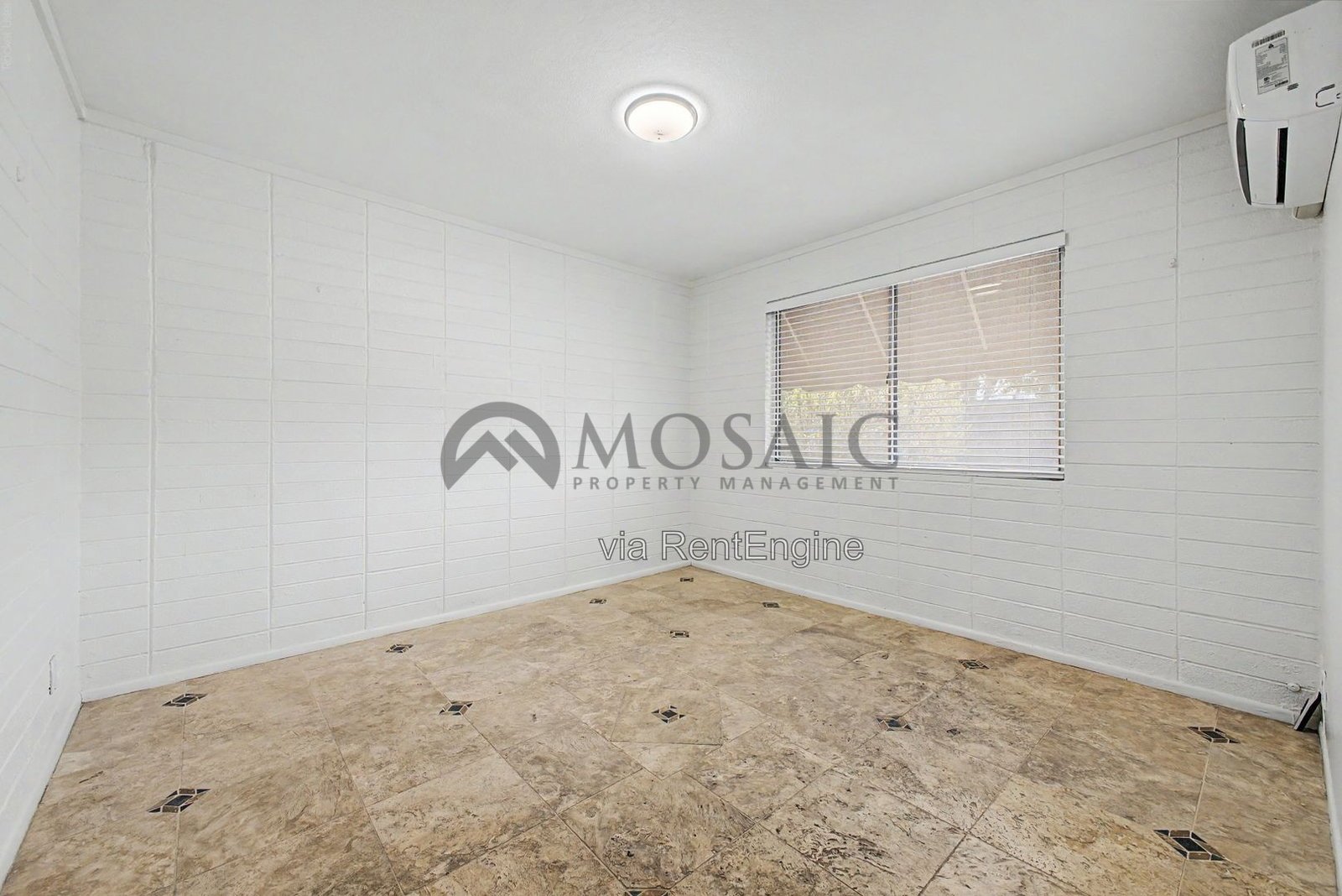 Sunshine, splashing, and a backyard built for it! property image