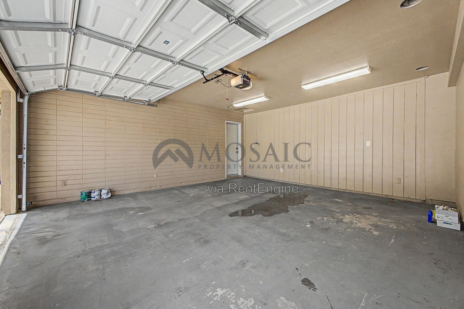 Sunshine, splashing, and a backyard built for it! property image
