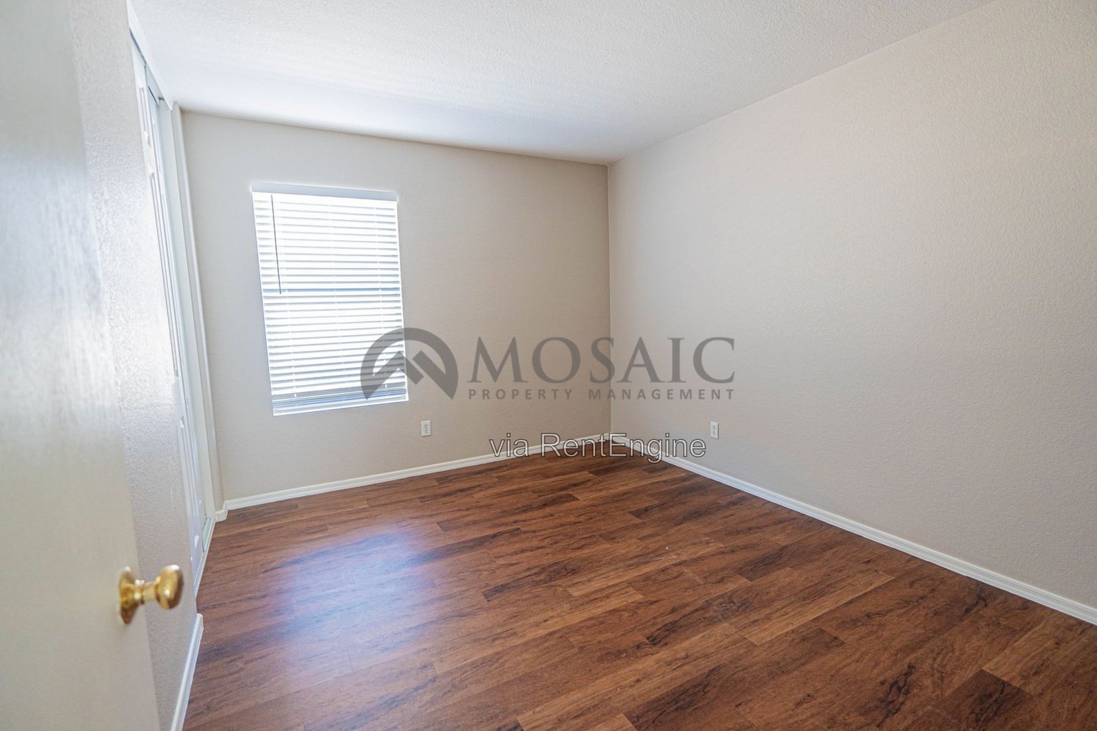 Perfect 3 bed/2 bath home in Johnson Ranch! property image