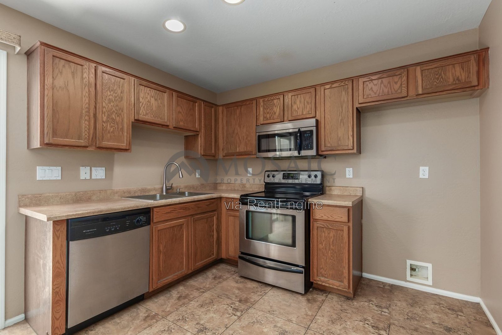 COZY 3 Bedroom/2 Bath Home in San Tan Valley property image