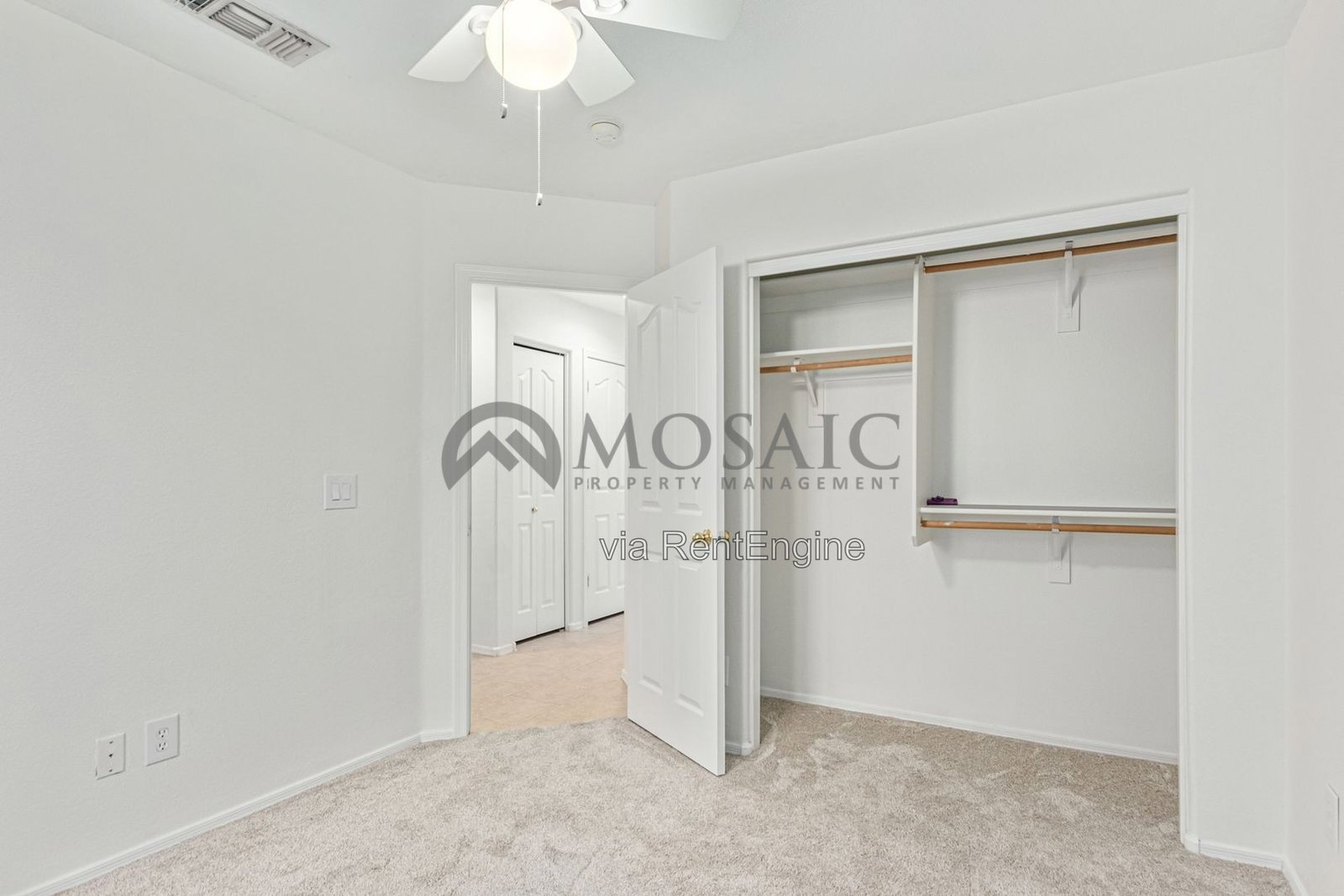 Lovely 3 bed/2 bath home in Surprise property image