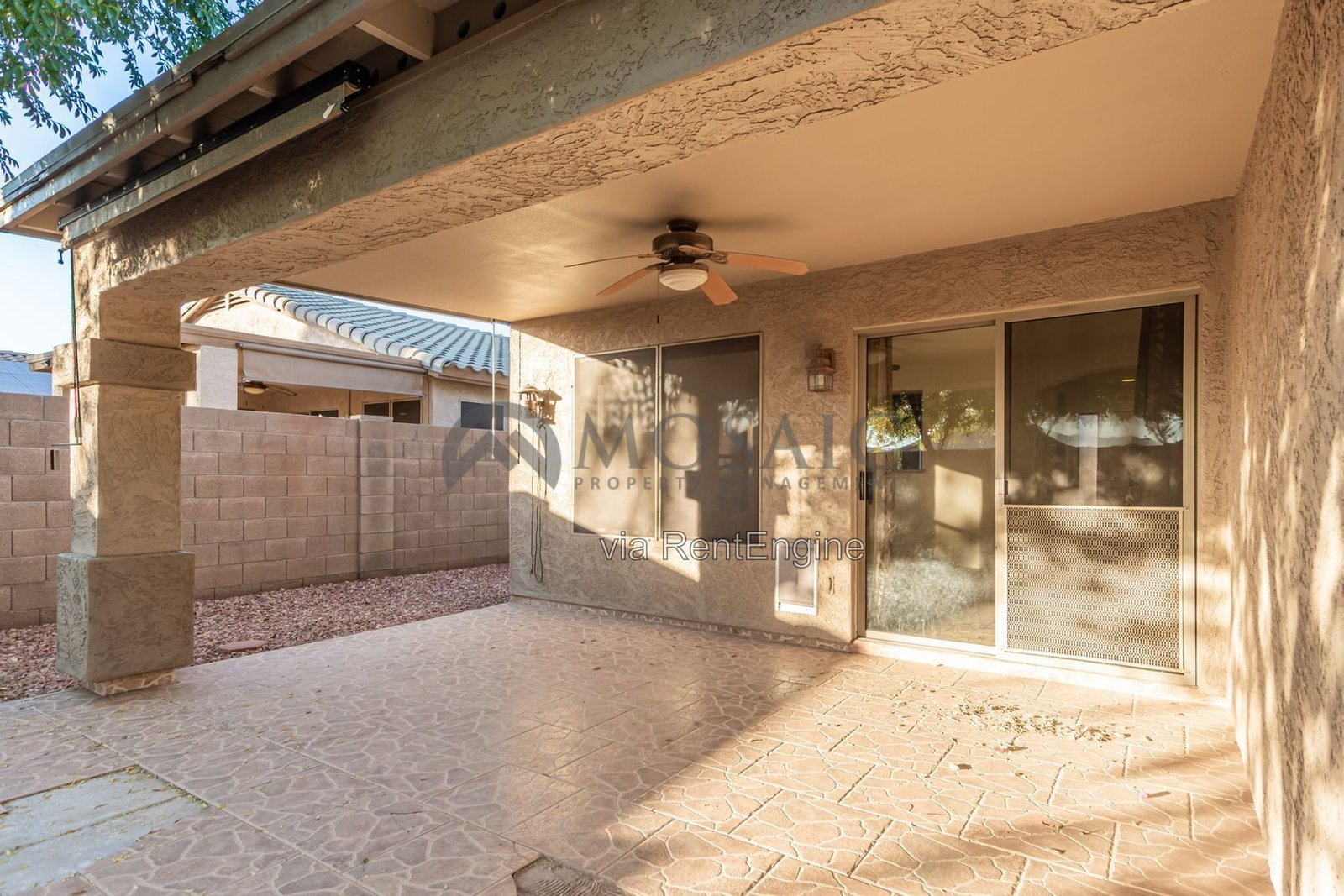 Lovely 3 bed/2 bath home in Surprise property image