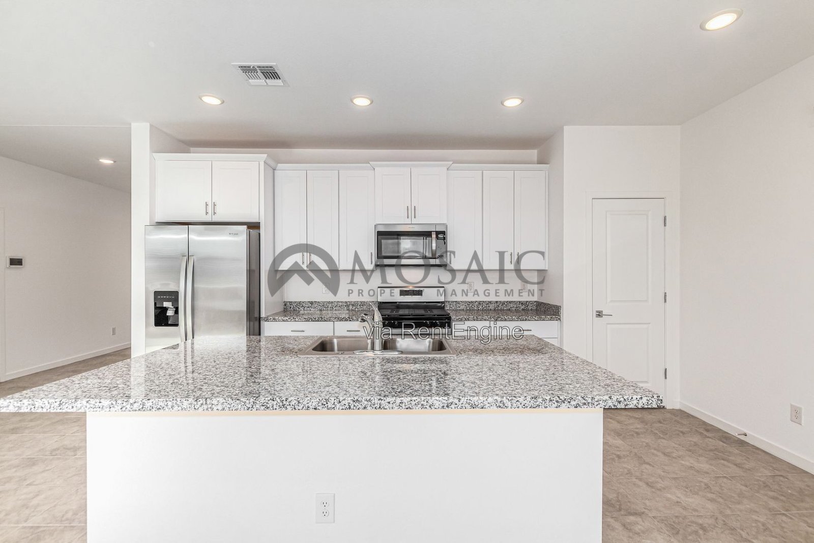 CHARMING MODERN 3 bed/2bath home! property image