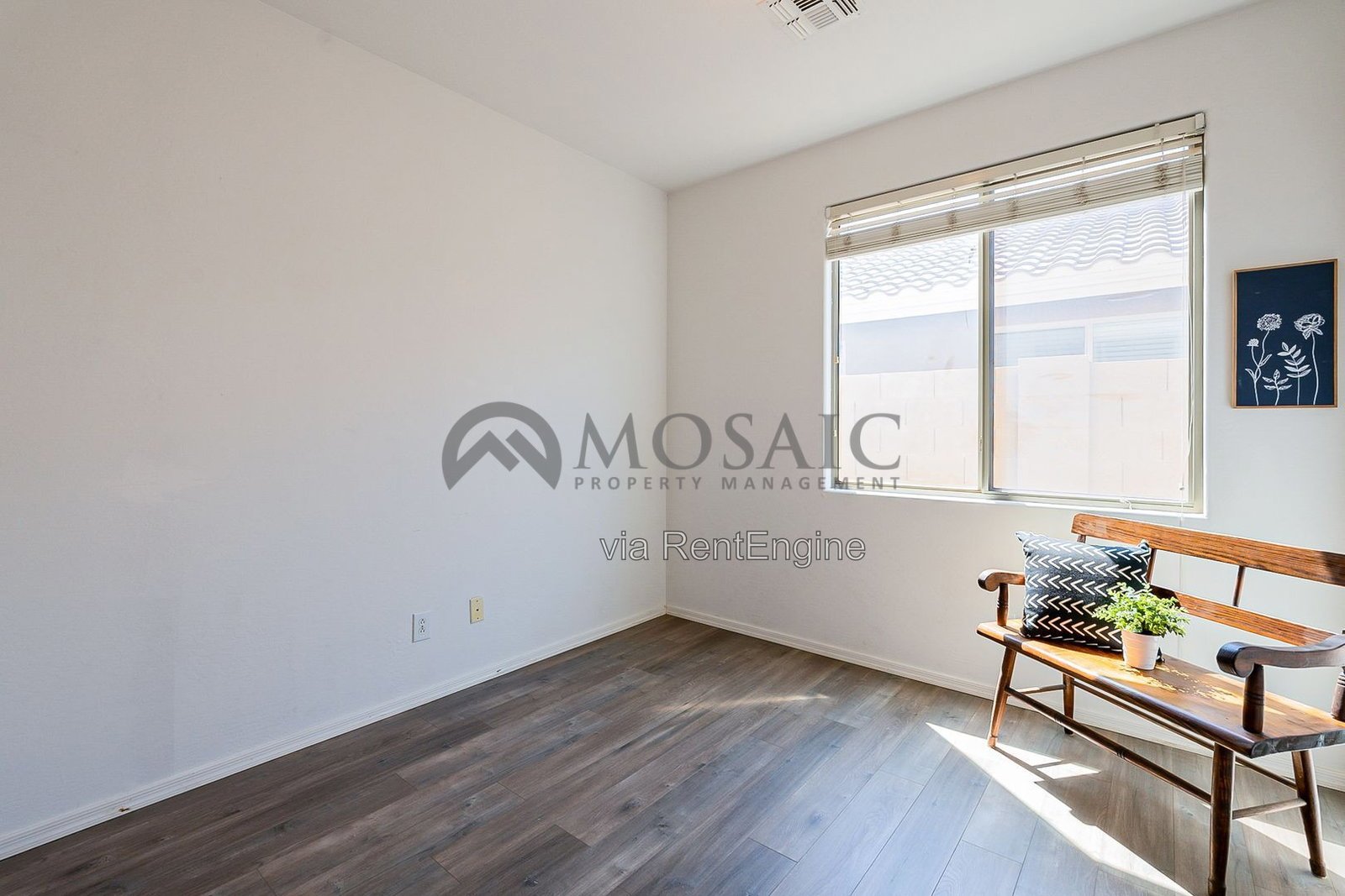 Gorgeous 3br/2b Home Plus Den and CASITA!! property image