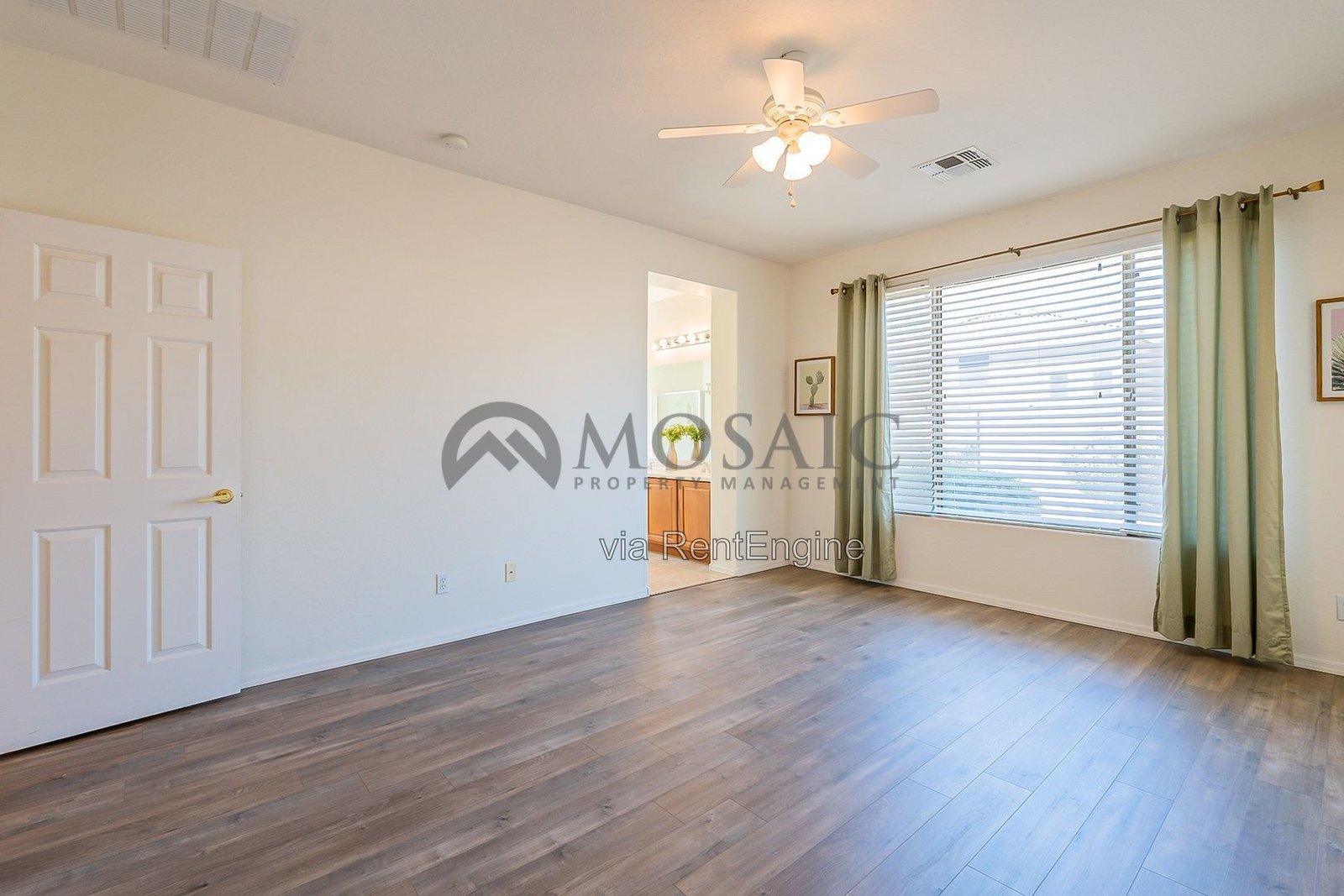 Gorgeous 3br/2b Home Plus Den and CASITA!! property image