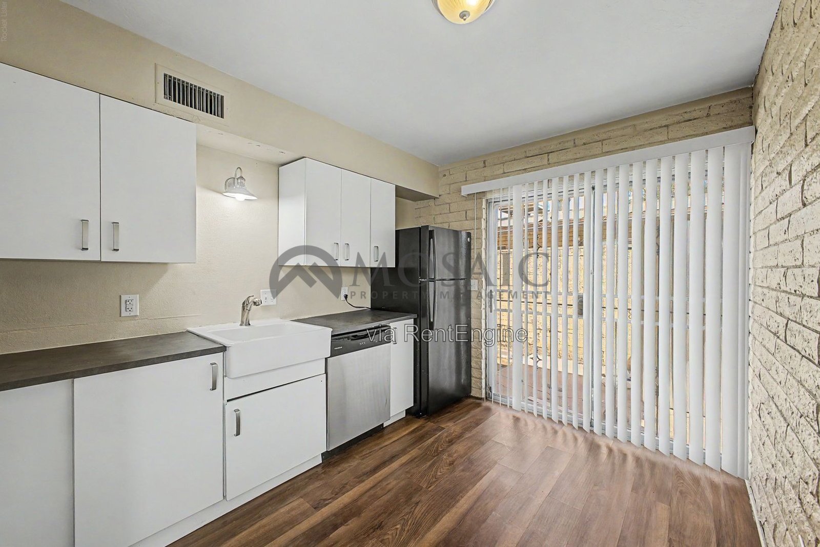 Beautiful affordable home in the heart of Tempe!     **Section 8 Accepted** property image