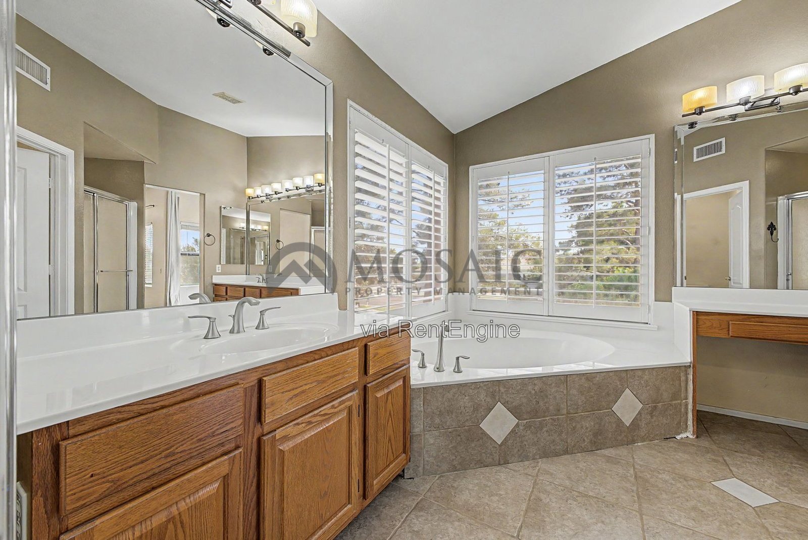 Sprawling  Val Vista Lakes 4 Bed, 3 Bath Home with Resort-Style Backyard! property image